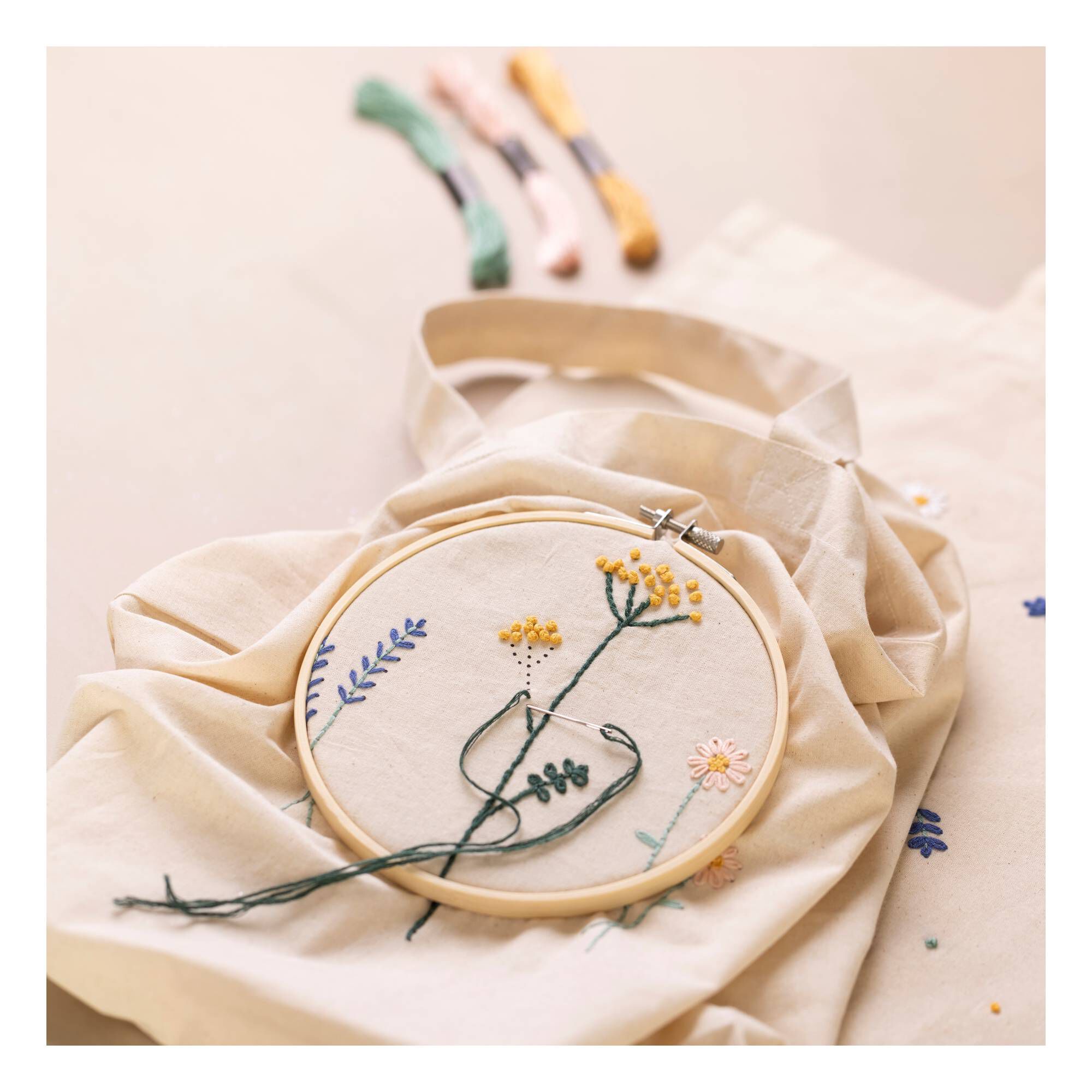 Flower Embroidery Starter Kit Hobbycraft