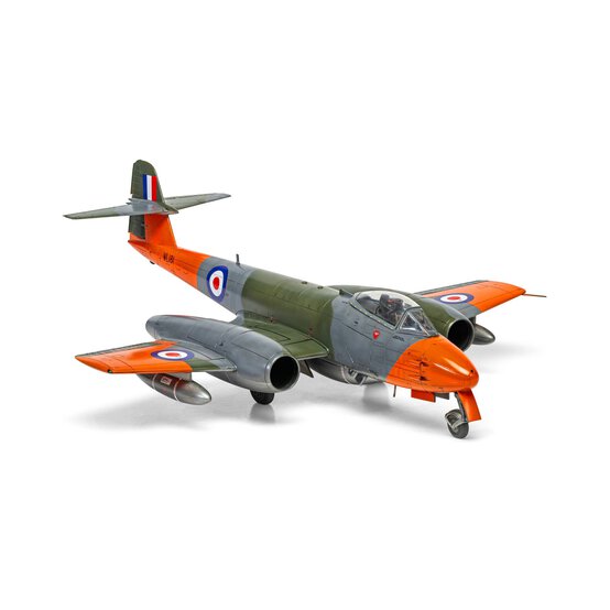 Airfix Gloster Meteor F.8 Model Kit 1:48 image number 2