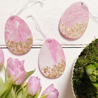 How to Make Marbled Eggs