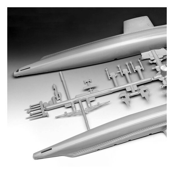Revell USS Nautilus Model Kit 1:305  image number 3