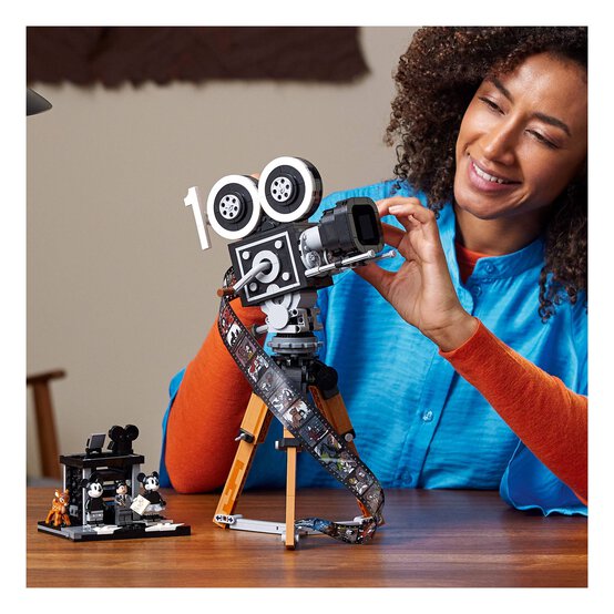 LEGO Walt Disney Tribute Camera image number 4