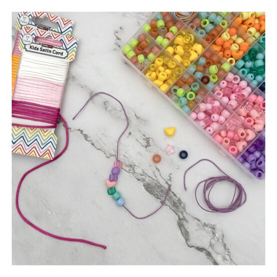 Pony, Star and Heart Bead Box Kit 150g image number 2