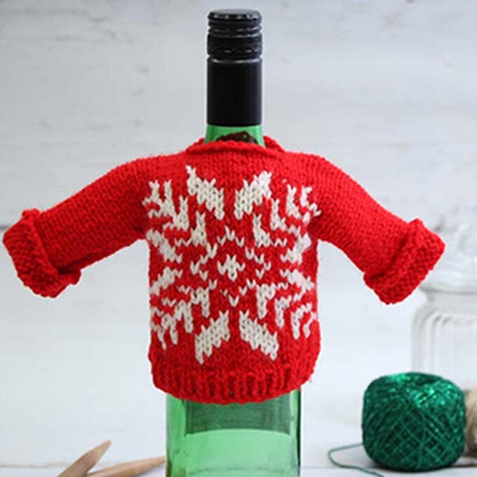 How to Make a Christmas Jumper Bottle Cover image number 1