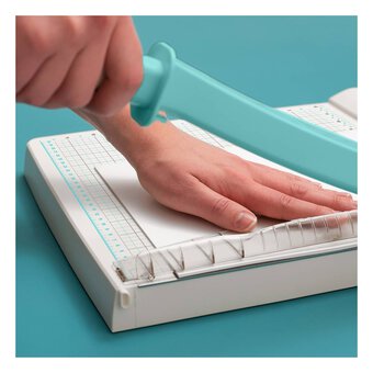 We R Makers Guillotine Trimmer