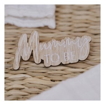 Ginger Ray Mummy-to-Be Wooden Badge