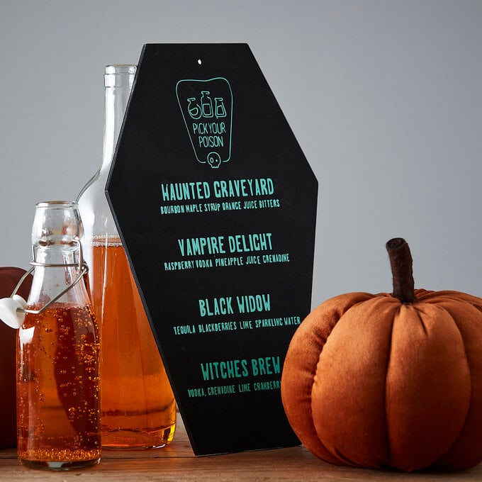 Cricut: How to Make a Halloween Cocktail Menu image number 1