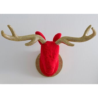 How to Make a Traditional Wool-wrapped Stags Head