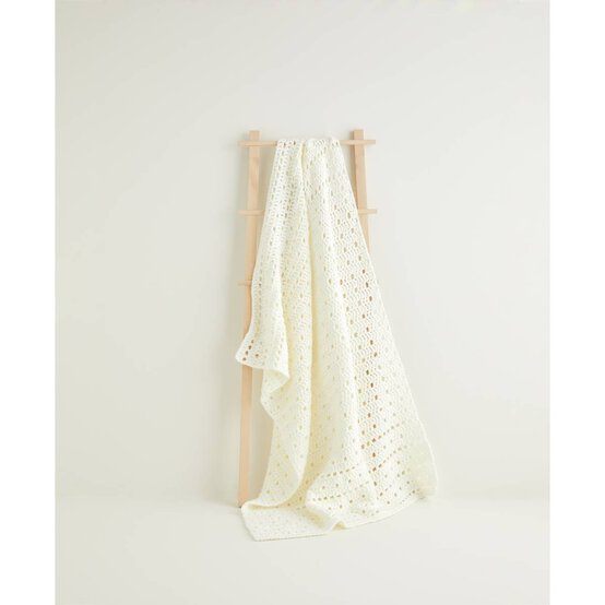 Hayfield Bonus Super Chunky Blanket Pattern 10231 image number 3