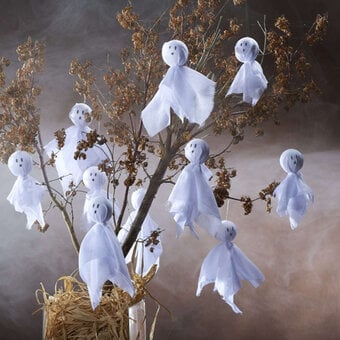 How to Make a Spooky Ghost Tree