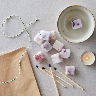 How to Make Wax Melts