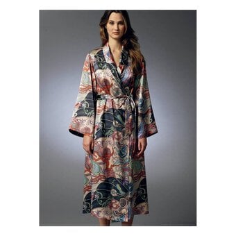 Vogue Sleepwear and Robe Sewing Pattern V8888 (14-20) image number 2