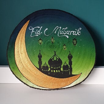 How to Make a Decorative Eid Mubarak Wooden Slice