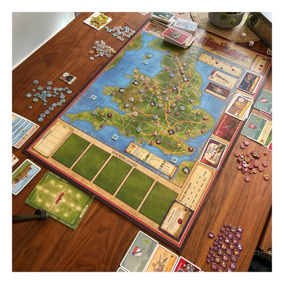 Gibsons Kingmaker Board Game image number 3
