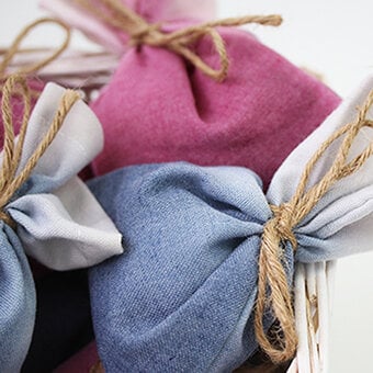 How to Make Ombre Dyed Favour Bags