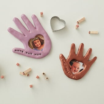 How to Make a Clay Handprint Frame