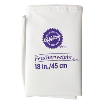 Wilton 18 Inch Featherweight Decorating Bag image number 2