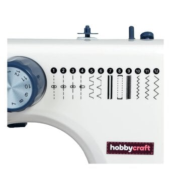 Hobbycraft 12S Sewing Machine and Sewing Kit Bundle image number 4