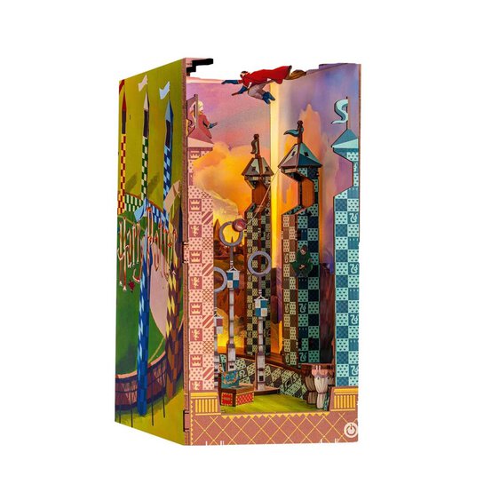 Harry Potter Quidditch Book Nook image number 1