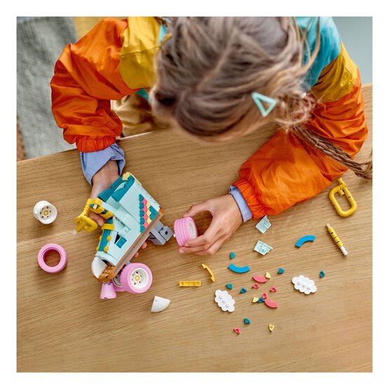 LEGO Creator 3 in 1 Retro Roller Skate image number 3