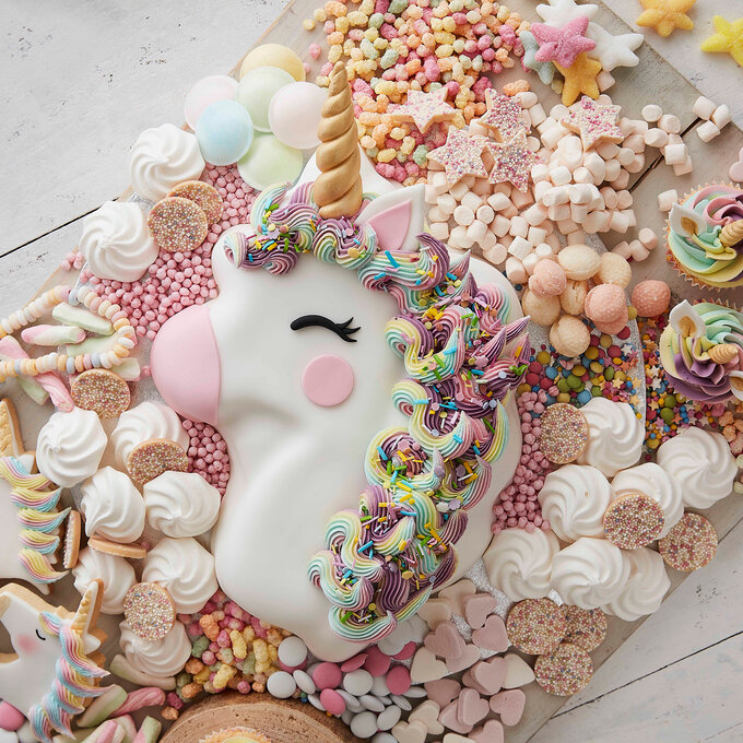 How to Decorate a Unicorn Cake Hobbycraft