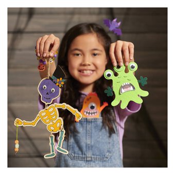Make Your Own Wooden Skeleton Decoration