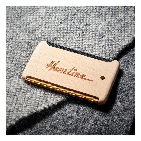 Hemline Wooden Fabric and Wool Comb image number 2