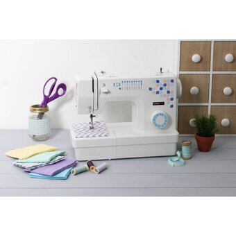 Hobbycraft 19S Sewing Machine image number 3