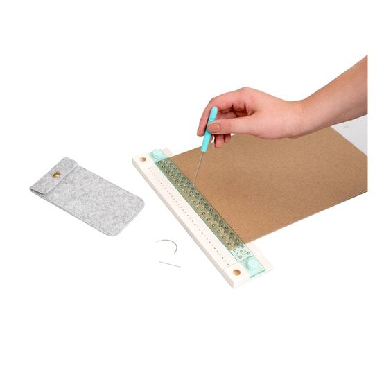 We R Makers Journal Book Binding Punch Guide Set image number 4