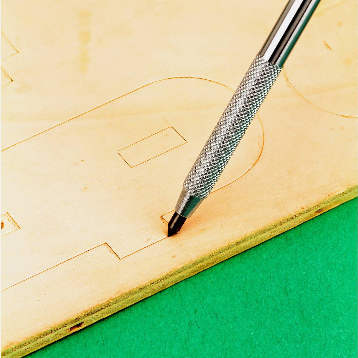Scriber with Carbide Point Modelcraft 