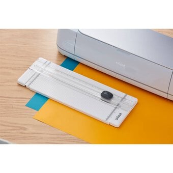 Cricut Portable Trimmer 13 Inches image number 5