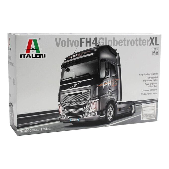 Italeri Volvo FH4 Globetrotter XL Model Kit 1:24 image number 1
