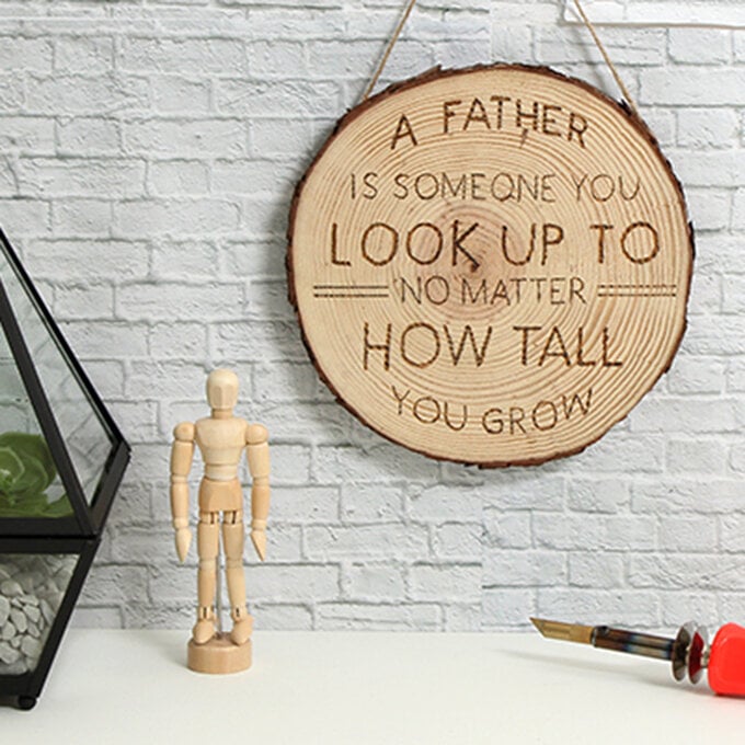 How to Make a Pyrography Log Slice for Dad image number 1