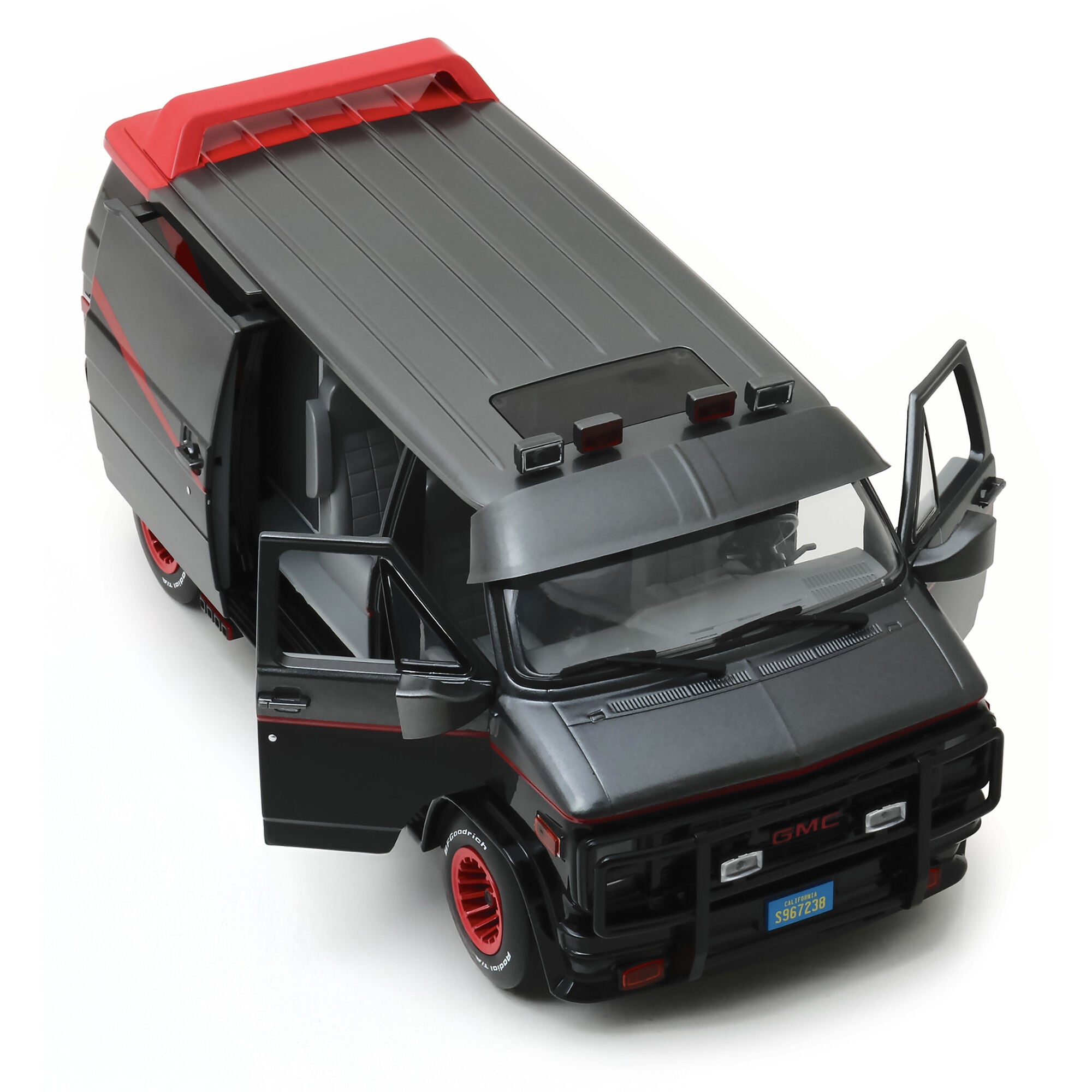 The A Team 1983 GMC Vandura Diecast Model 1:18 | Hobbycraft