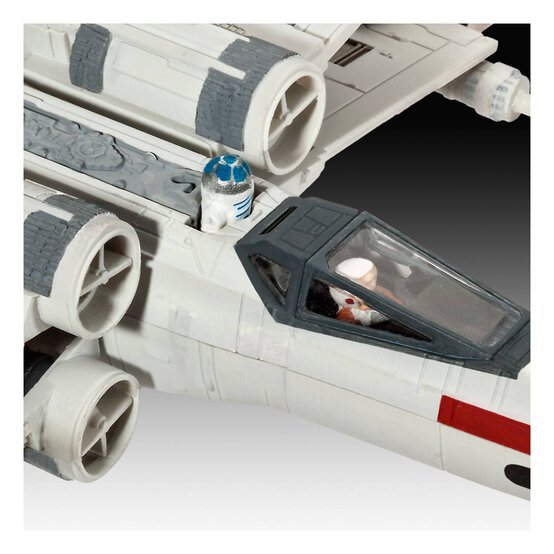 Revell Star Wars X-Wing Fighter Model Set 1:112 image number 4