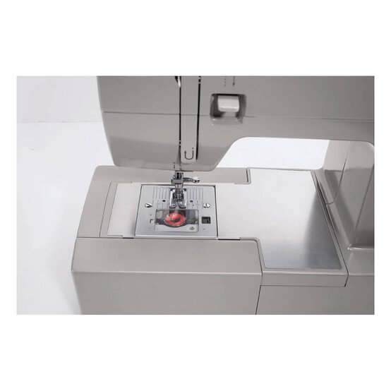 Singer 4423 Heavy Duty Sewing Machine and Extension Table Bundle image number 4