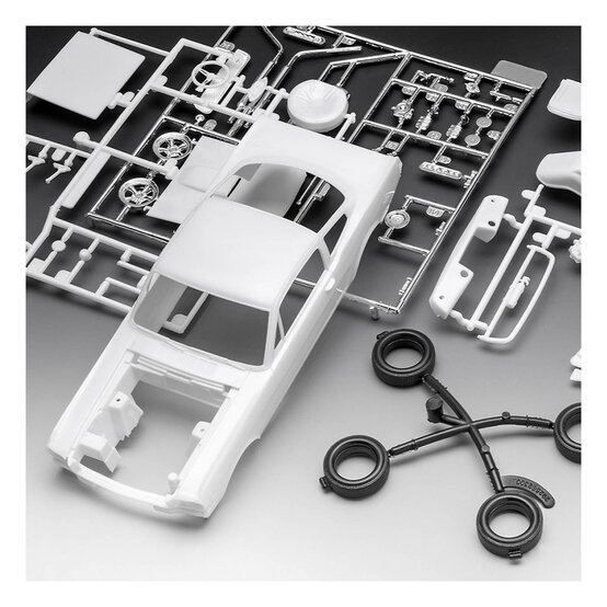Revell 66 Shelby GT 350 R Stirling Moss Model Kit 1:24 image number 5