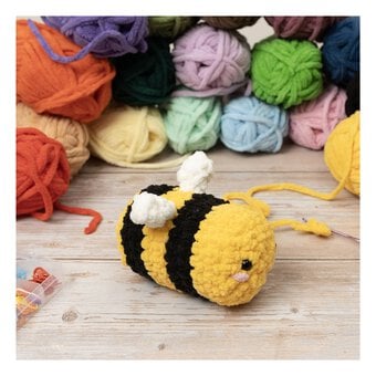 Knitcraft Plushie Friends Gift Set 50g 20 Pack