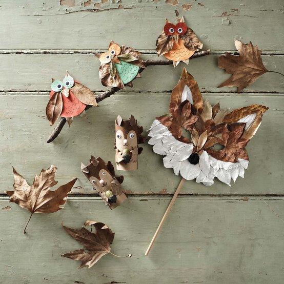 3 Kids' Autumn Leaf Crafts image number 1