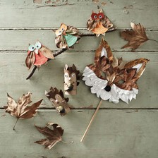 3 Kids' Autumn Leaf Crafts
