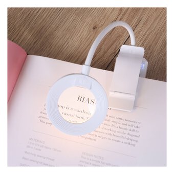 Purelite 2-in-1 Light with Clip and Magnifier