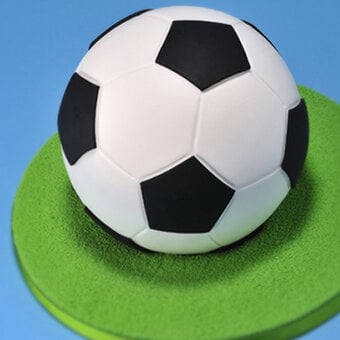 How to Make a Football Cake