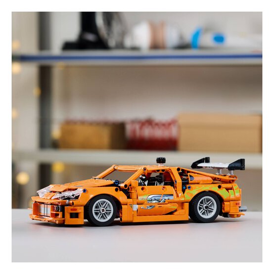 LEGO Technic Fast and Furious Toyota Supra MK4 image number 2