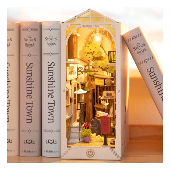 Rolife Sakura Denysa DIY Book Nook image number 3