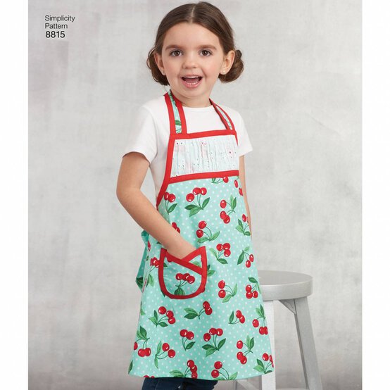 Simplicity Aprons Sewing Pattern 8815 image number 6