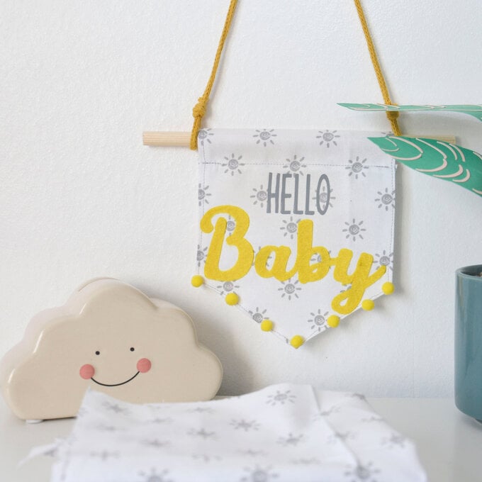 Cricut: How to Make a Nursery Wall Hanging image number 1