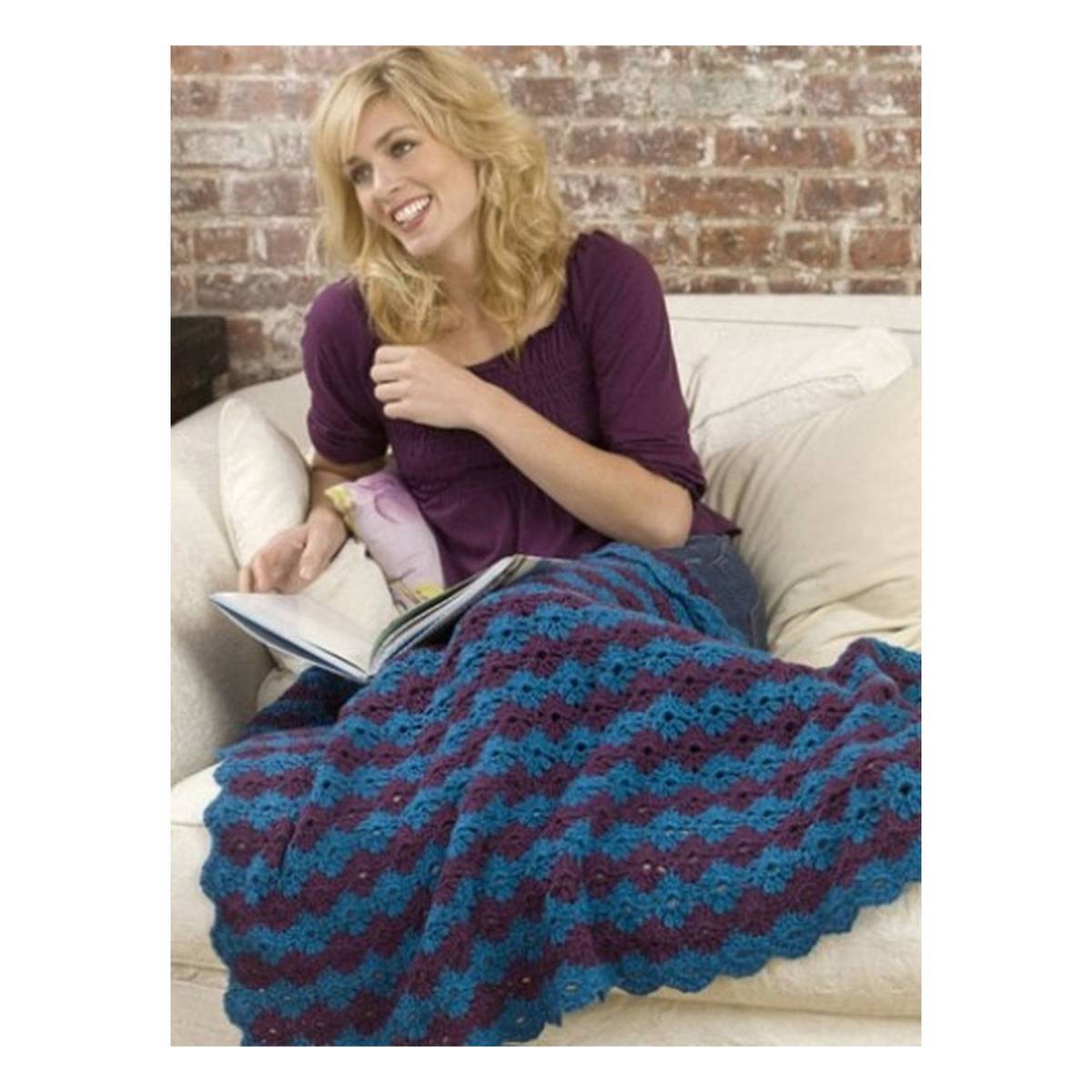 FREE PATTERN Caron Posies Lap Robe Hobbycraft