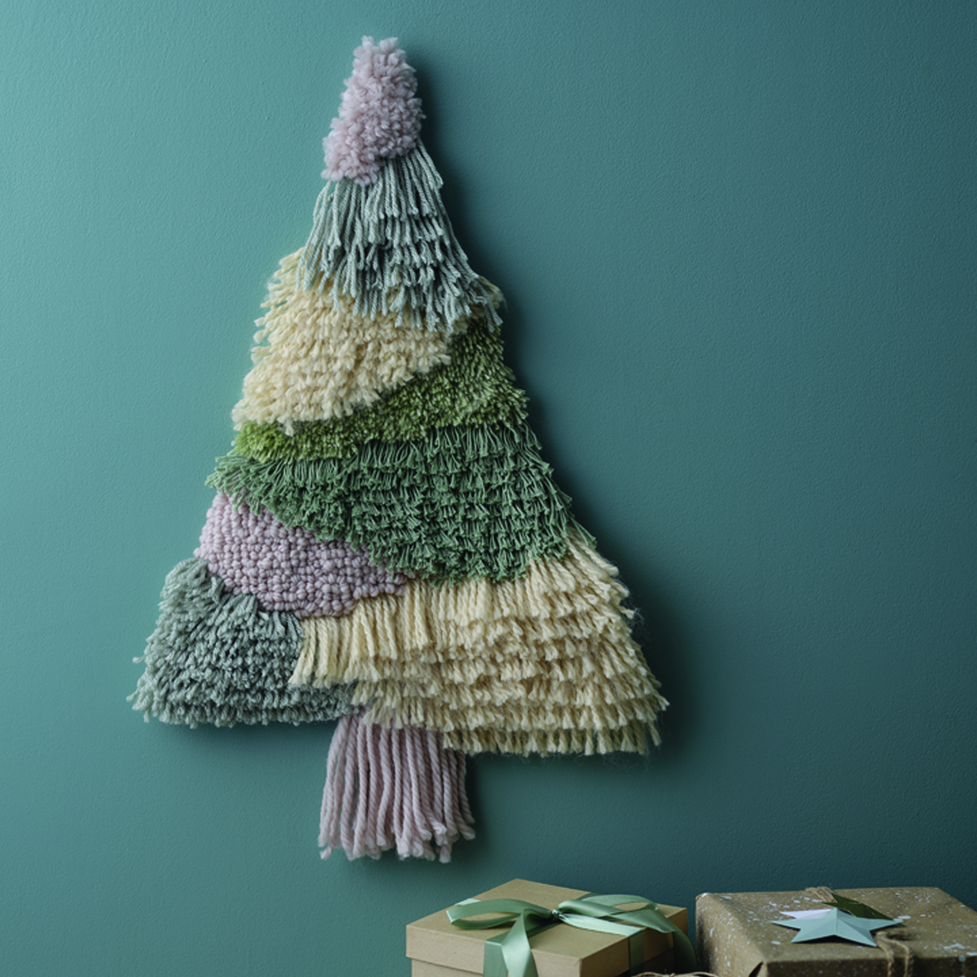 How to Make a Latch Hook Christmas Tree