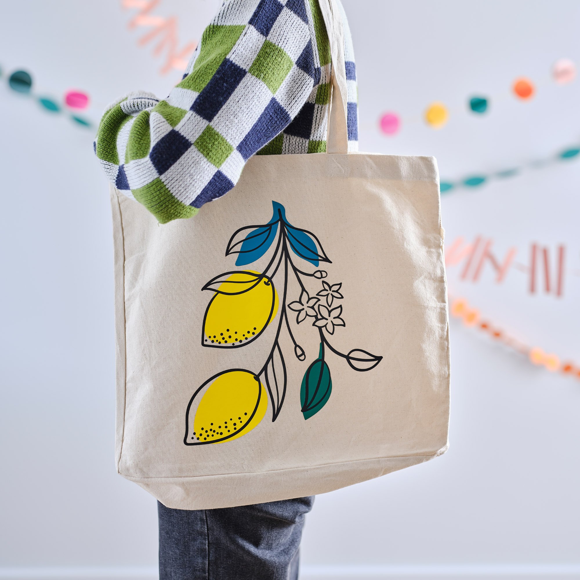 How to Make Custom Canvas Tote Bags with a Cricut Machine