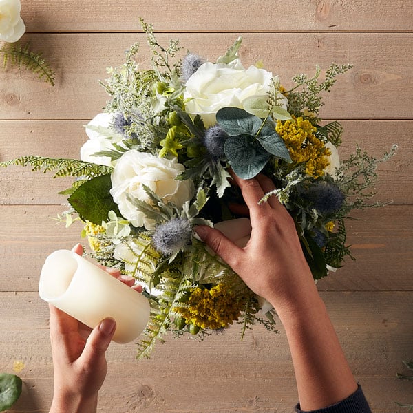 How to Make a Floral Centrepiece